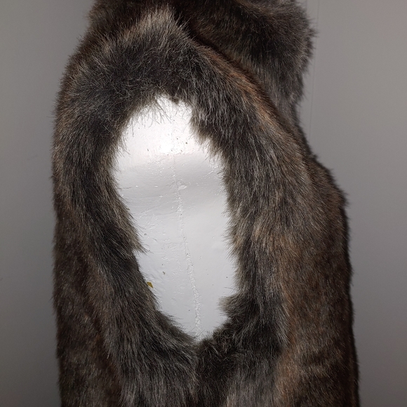 Vintage Blassport reversable faux fur jacket.  SIZE S - Picture 3 of 10